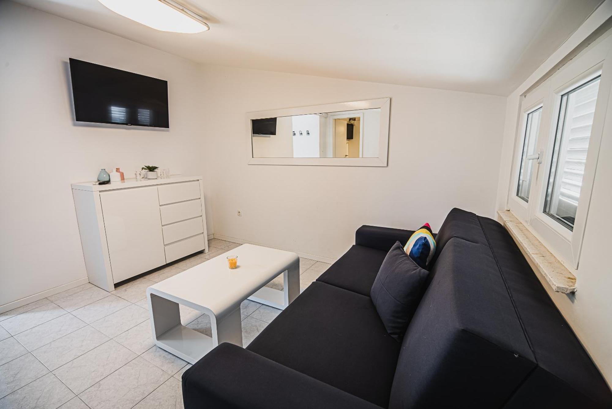 Downtown Park Apartments With Balcony Vodice Room photo