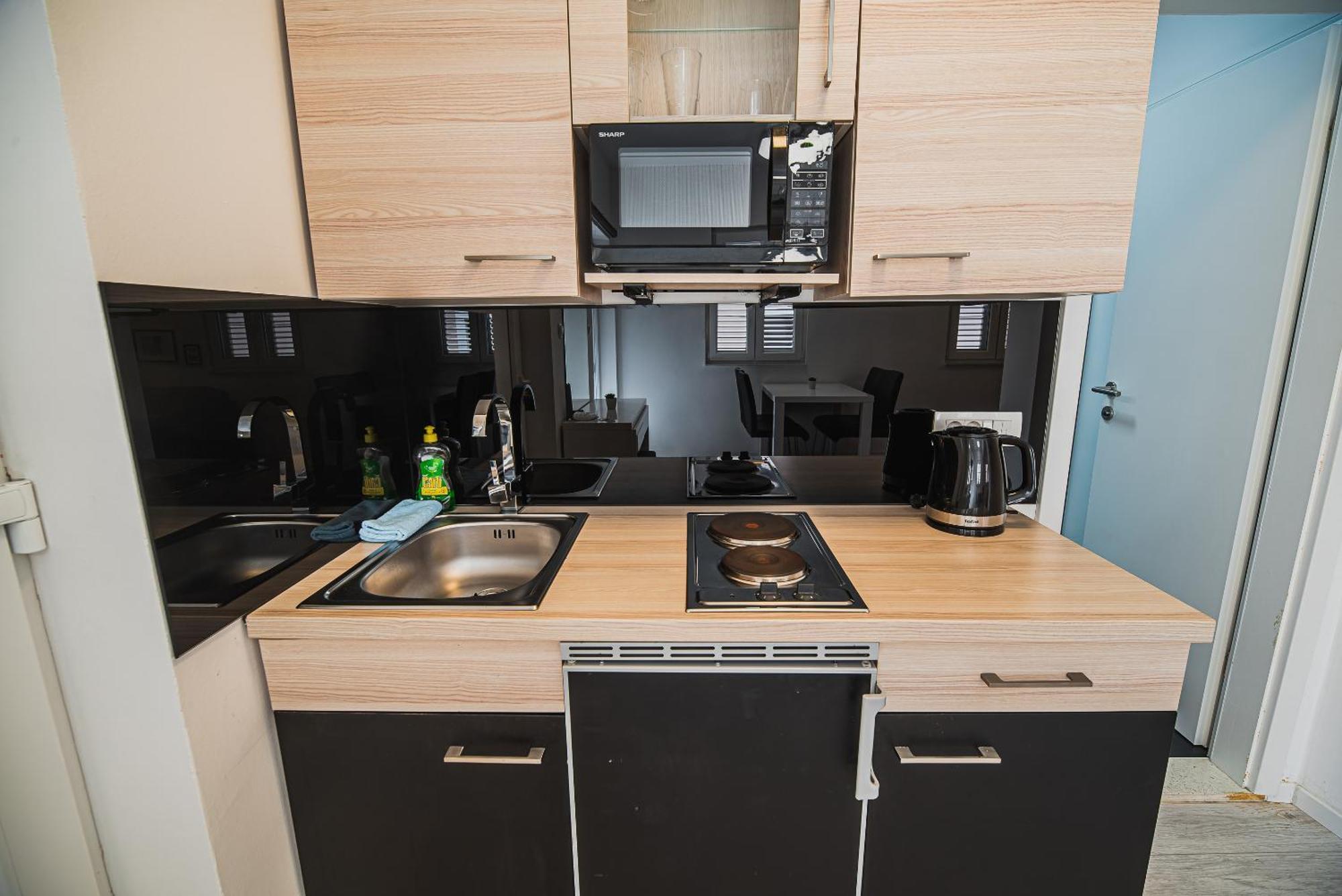 Downtown Park Apartments With Balcony Vodice Room photo